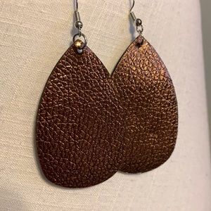 ❤️ Faux Leather Earrings in rose gold/copper